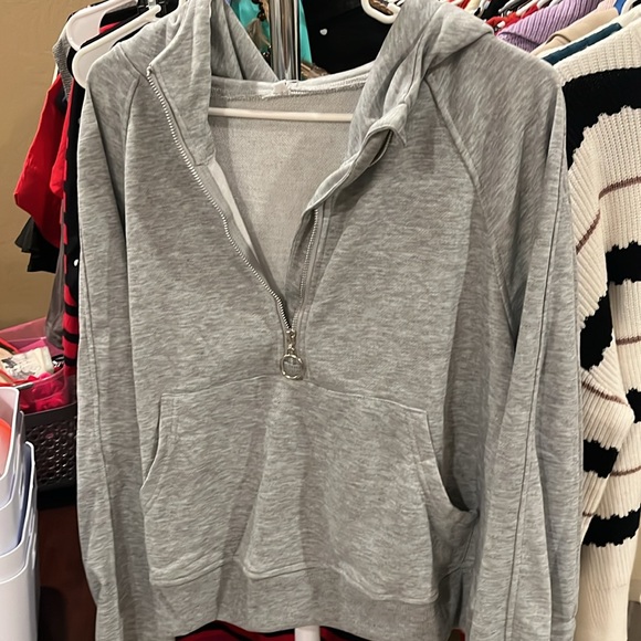 Grey Pullover Front Pocket Half Zipped Up Hooded  Sweatshirt - Picture 7 of 9